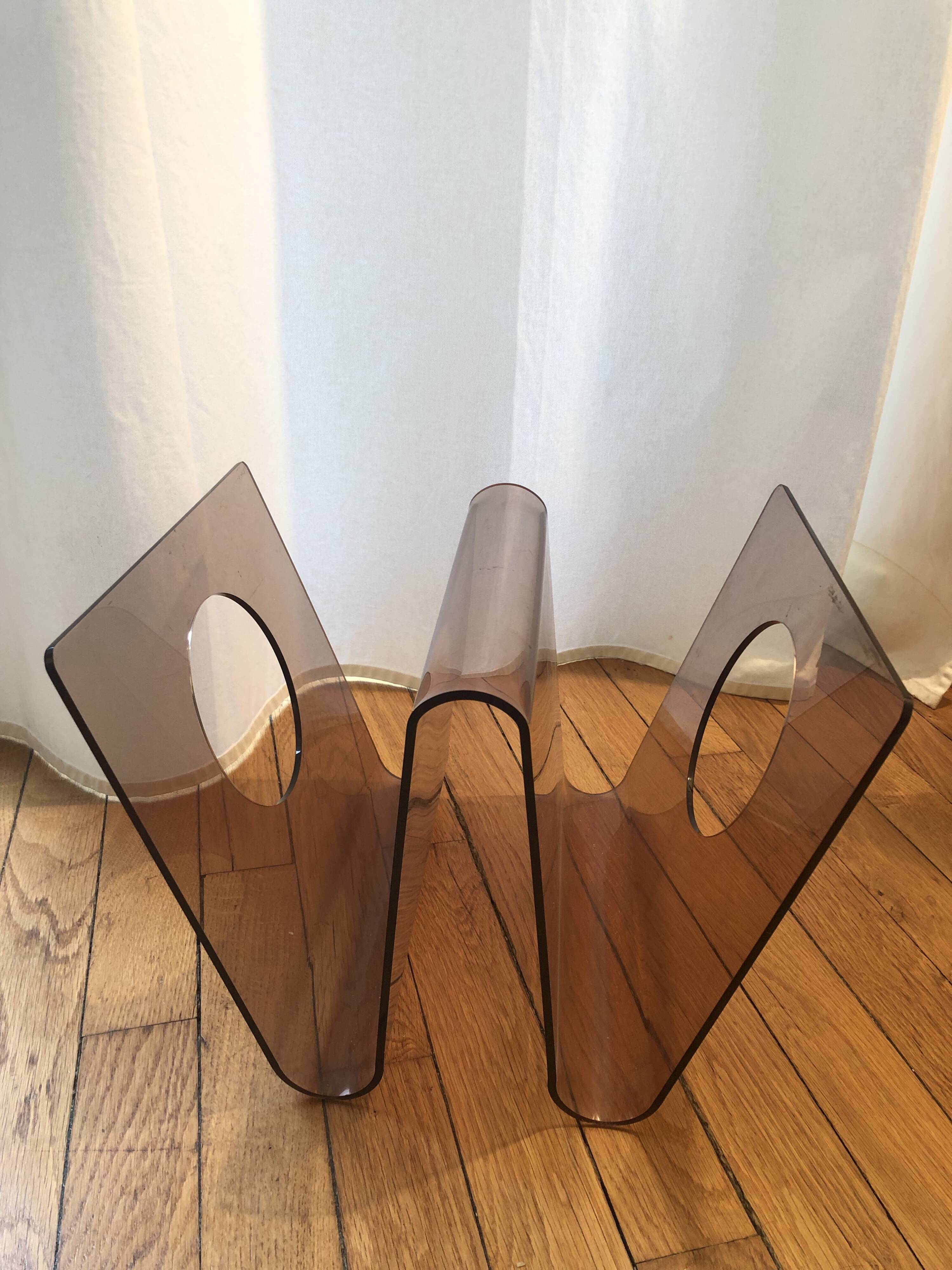 70s magazine rack in altuglass