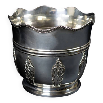 Silver-plated ice bucket with neoclassical appliqués, late 19th century.