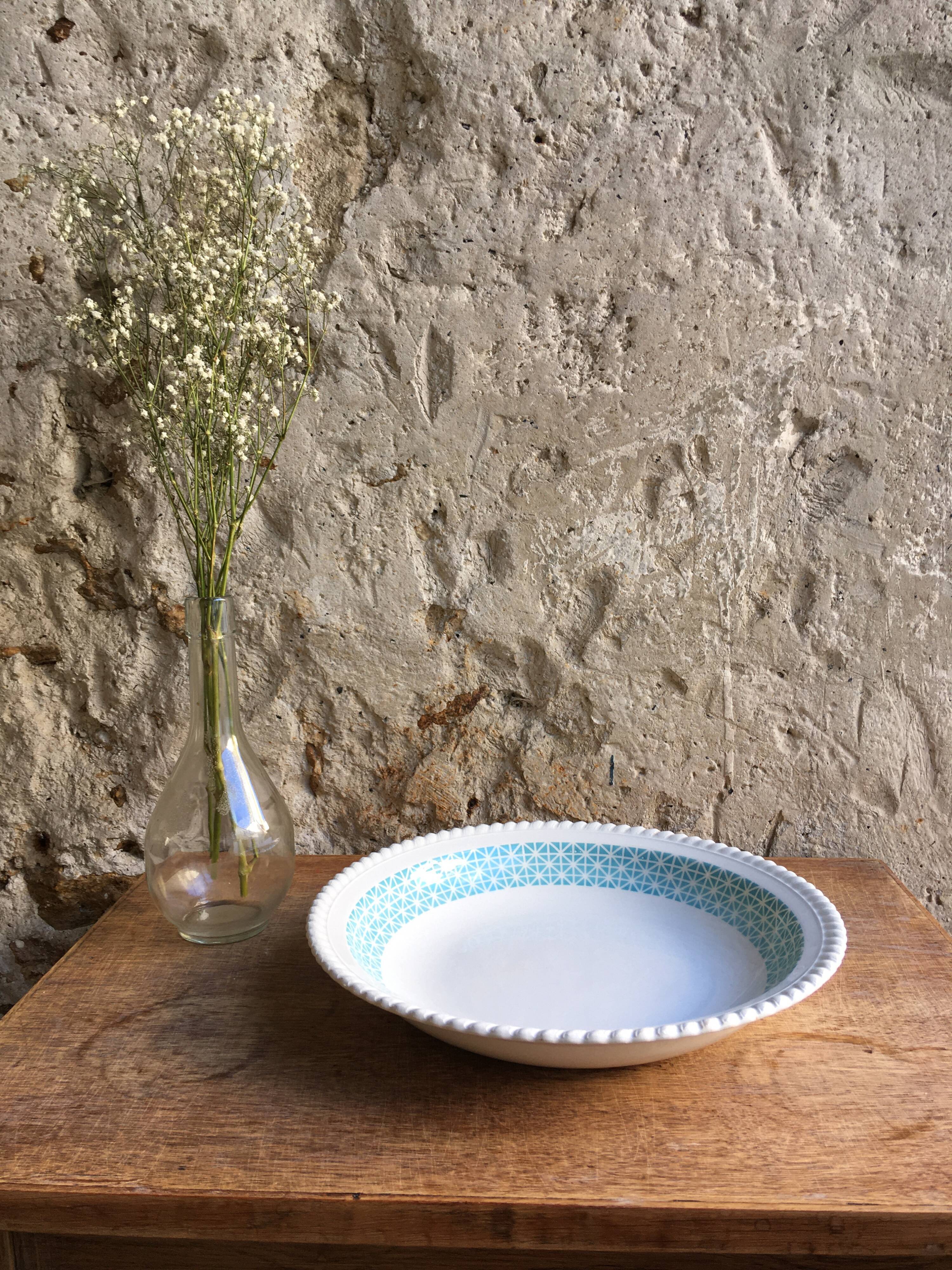 White and turquoise hollow dish