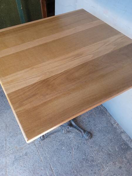 14 Bistro table(s) 60/60cm solid wood top pedestal table