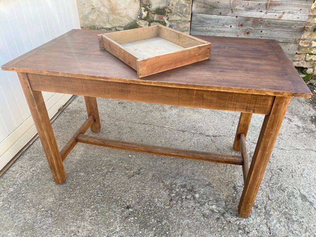 Solid oak farmtop table with 1 drawer