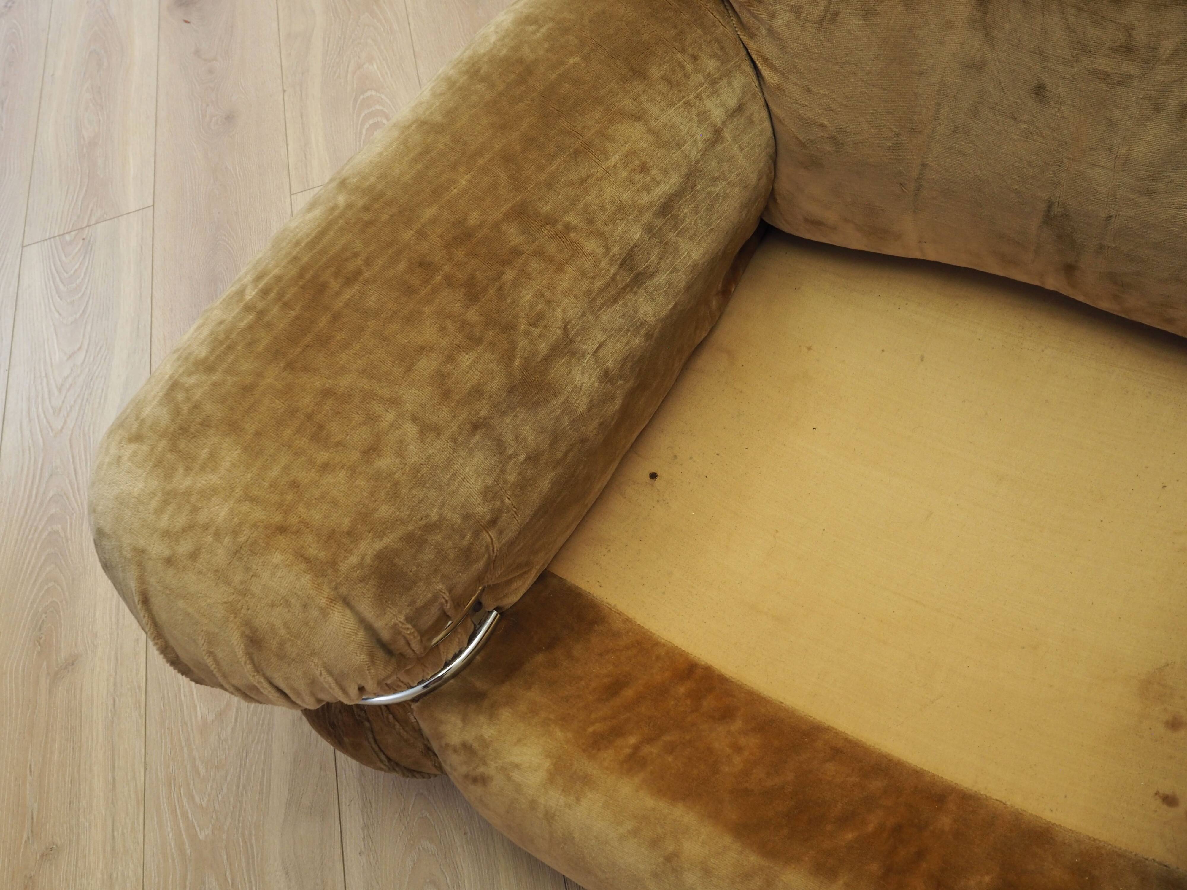 Velour armchair, Italian design, 1970s, production: Italy