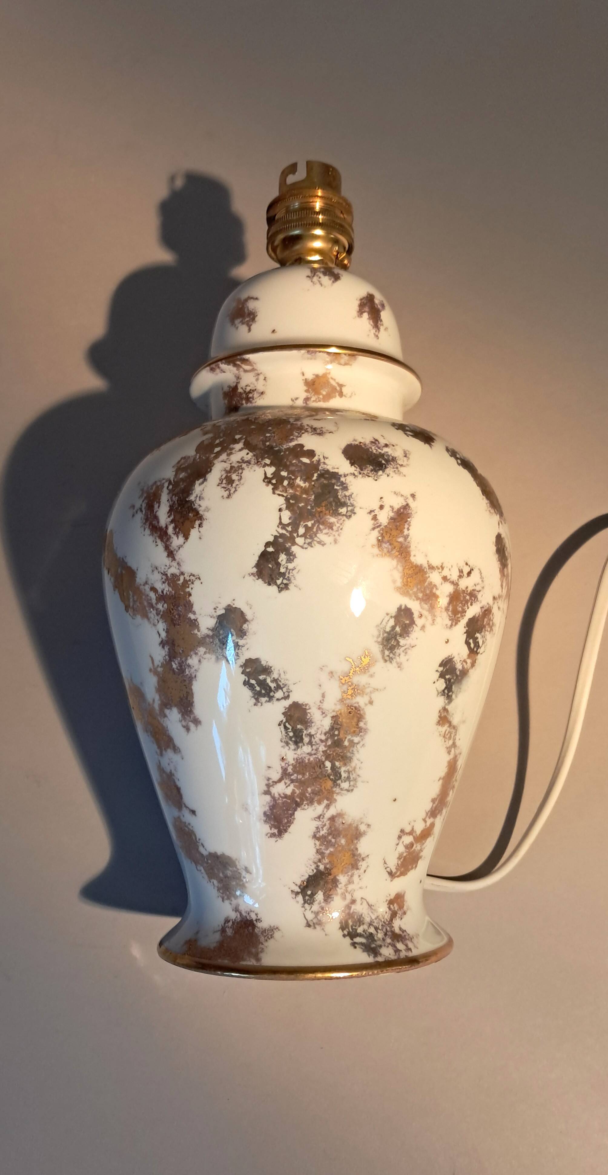 Fine porcelain lamp gilded with gold by Laure Selignac, Paris.