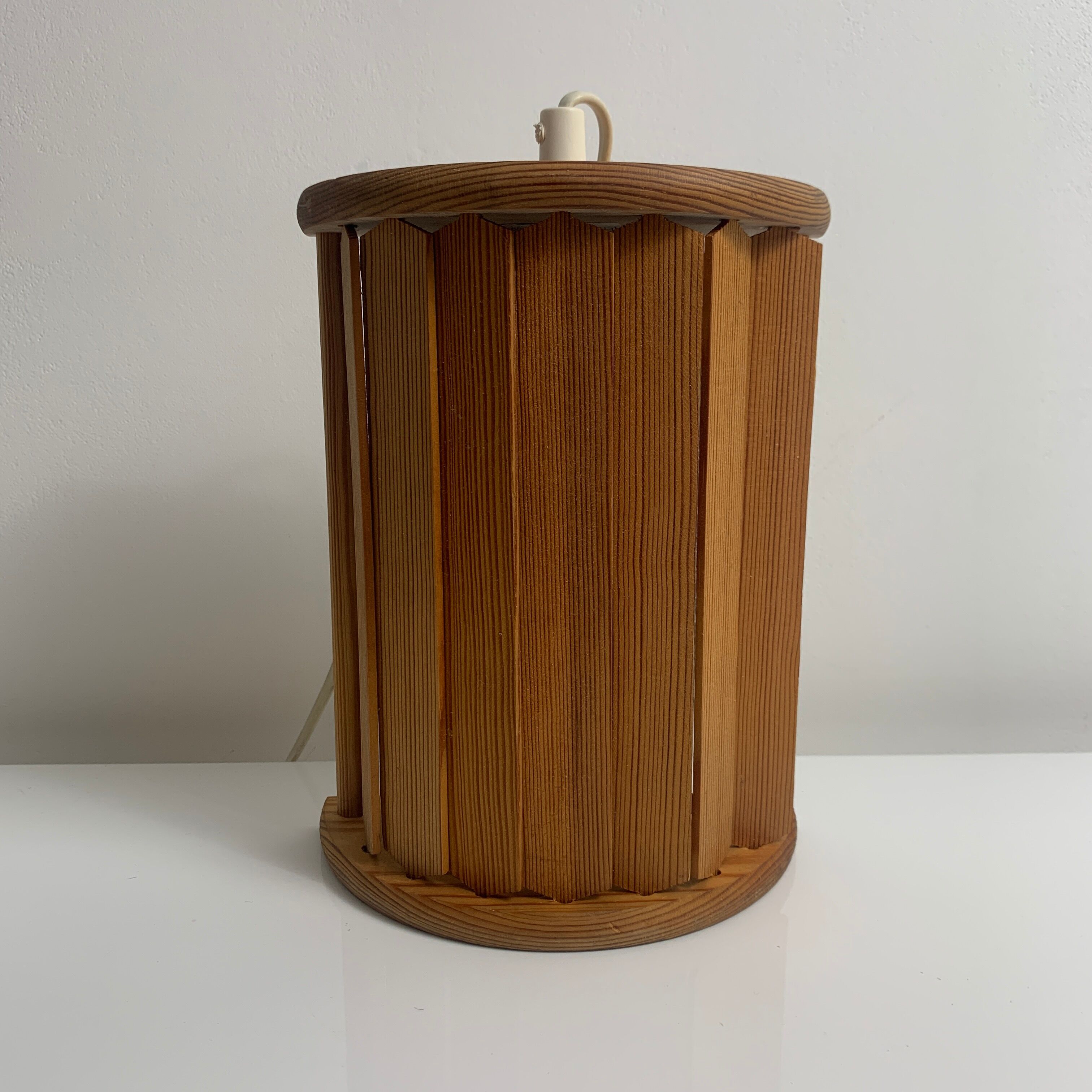 Applique a volets en bois ikea vintage