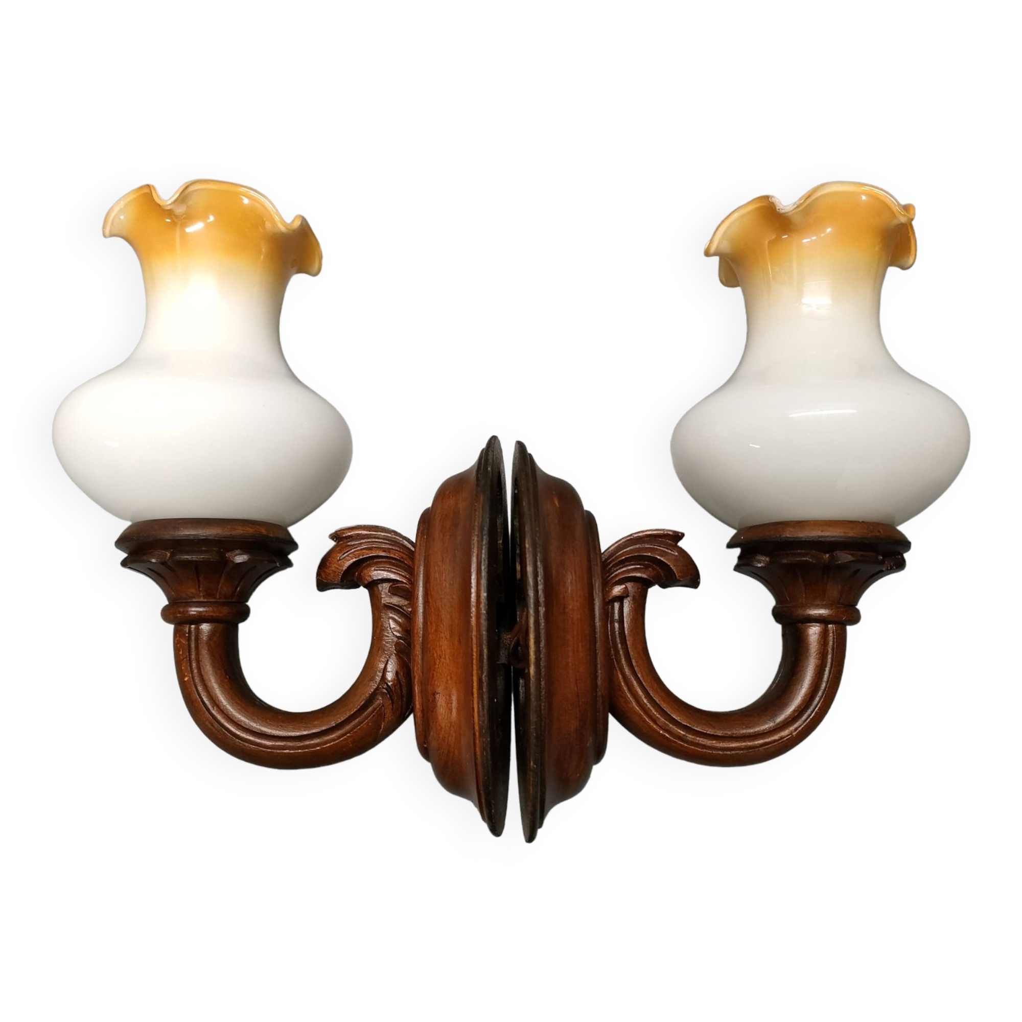 Paire d'appliques murales art-déco ~ verre opalin teinté ~ bois sculpté ~ France ~ 40's