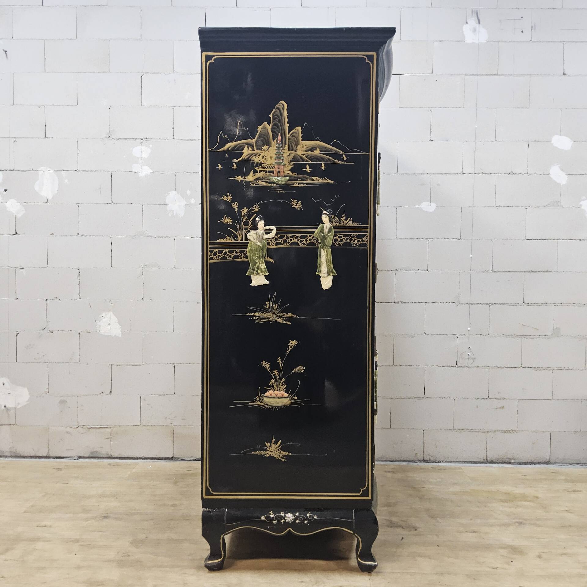 Vintage Chinese black lacquer cabinet soapstone, mother-of-pearl bohemia