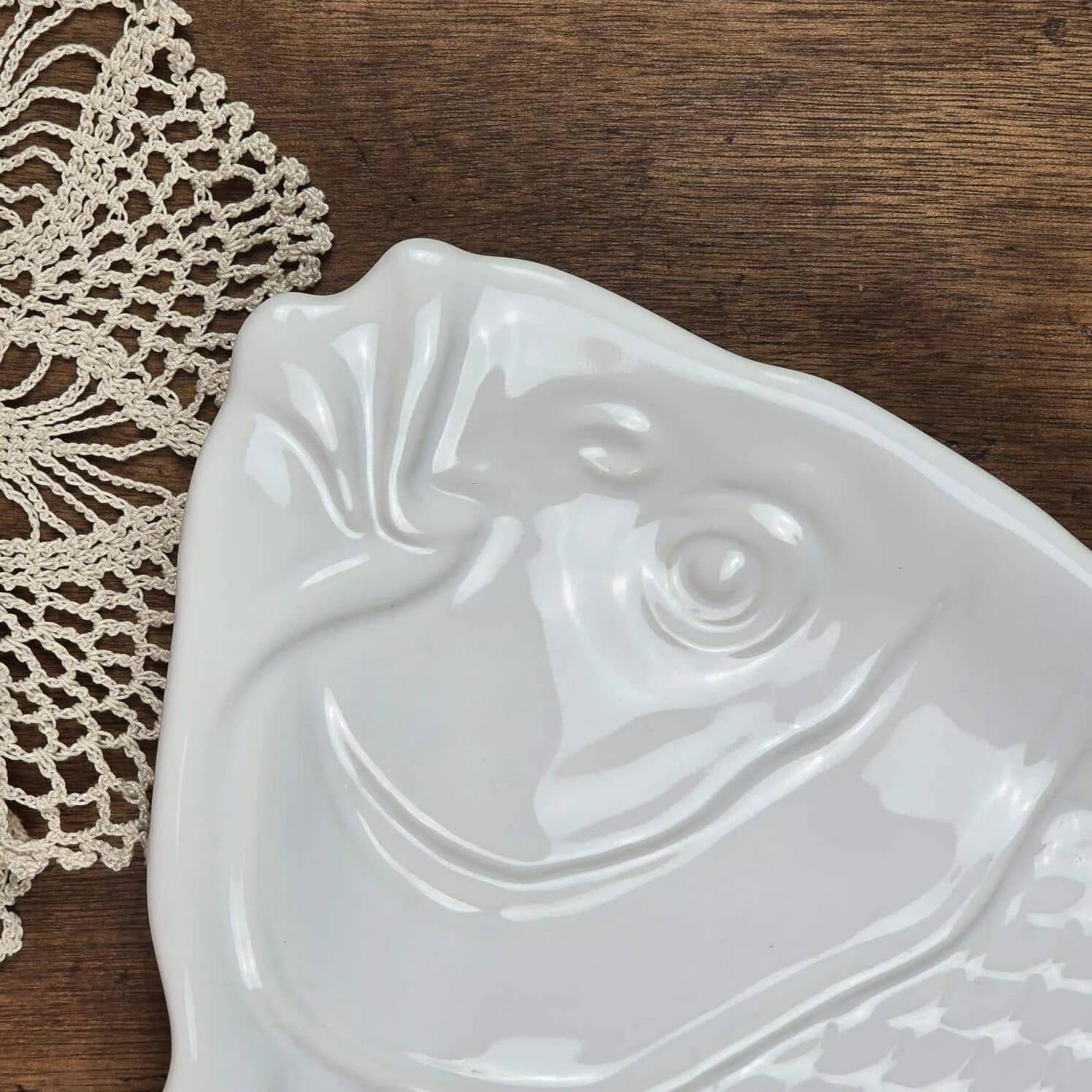 Large fish platter in white porcelain, Limoges style