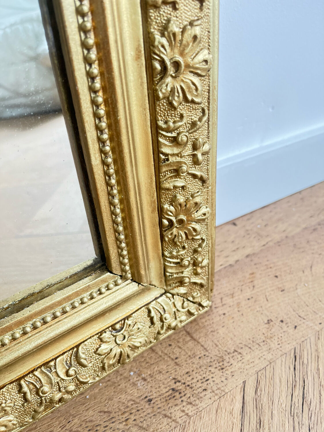 Mirror, former Louis-Philippe carved75 × 53 cm