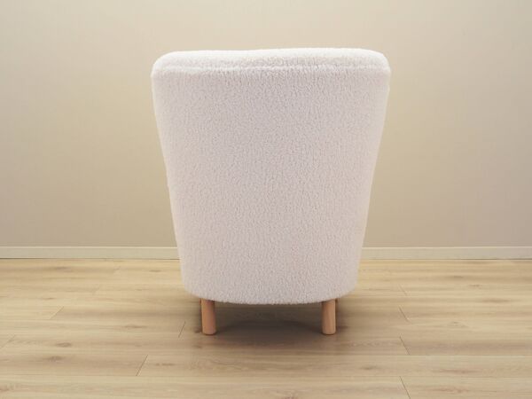 Fauteuil blanc, design scandinave, fabrication : Danemark