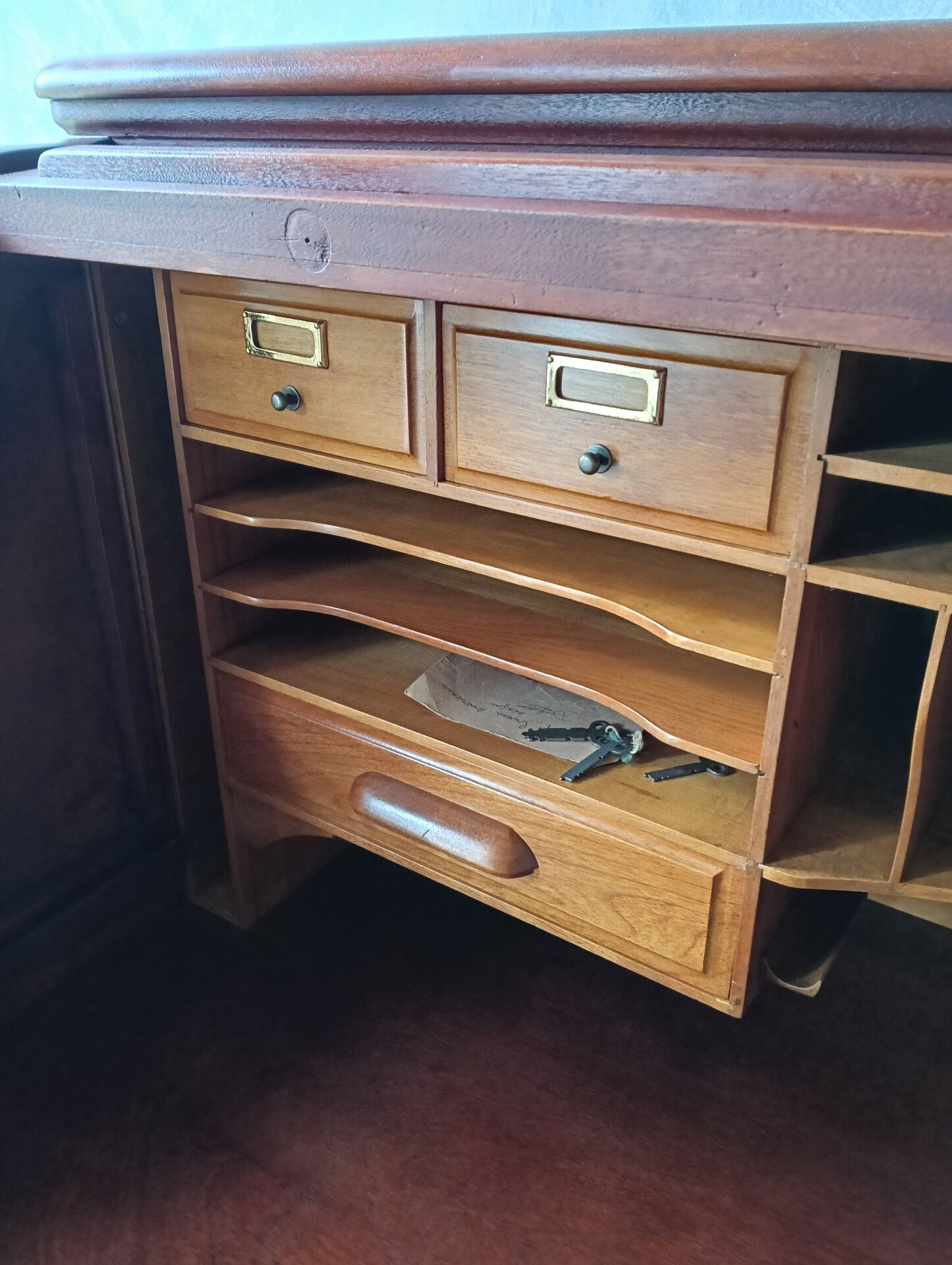 Bureau américain à cylindre en acajou