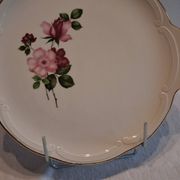 Plat à oreilles de chez Gien modèle "Chinon" en très bon état.