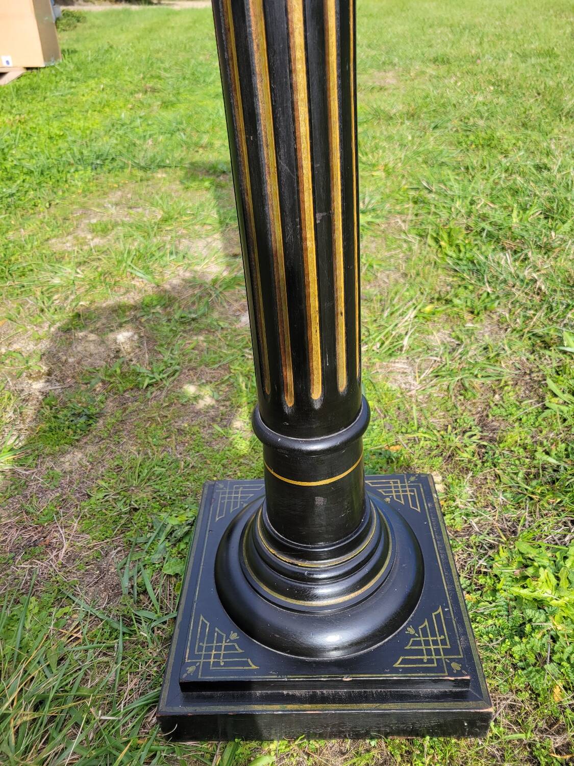 Napoleon III stand column in blackened wood and gold, mid-19th century