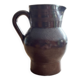 Sandstone pitcher
