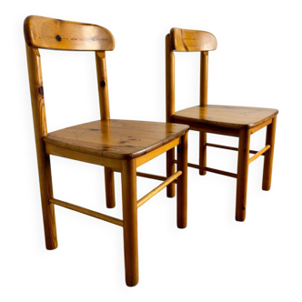 Paire de chaises en pin massif, esprit rustique chic