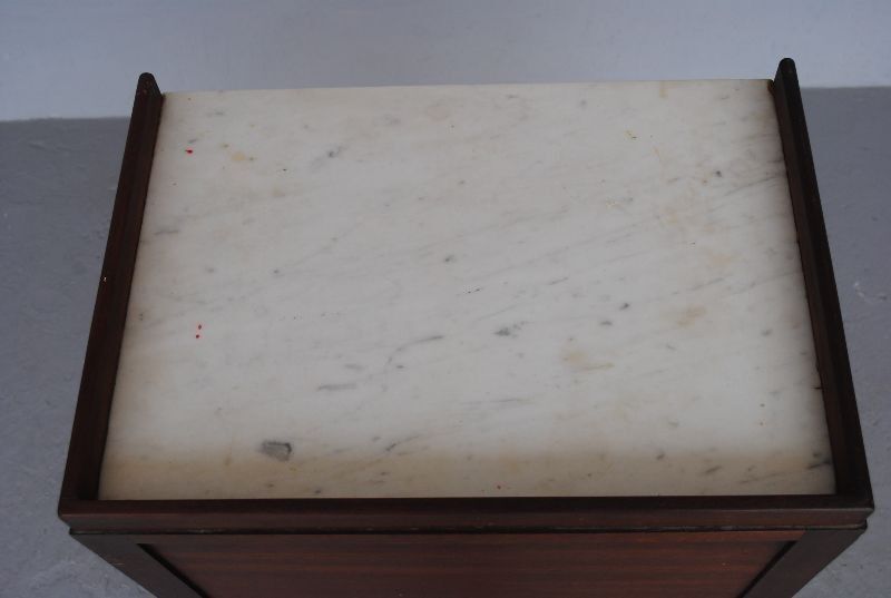 Chevet en acajou fin XVIIIème