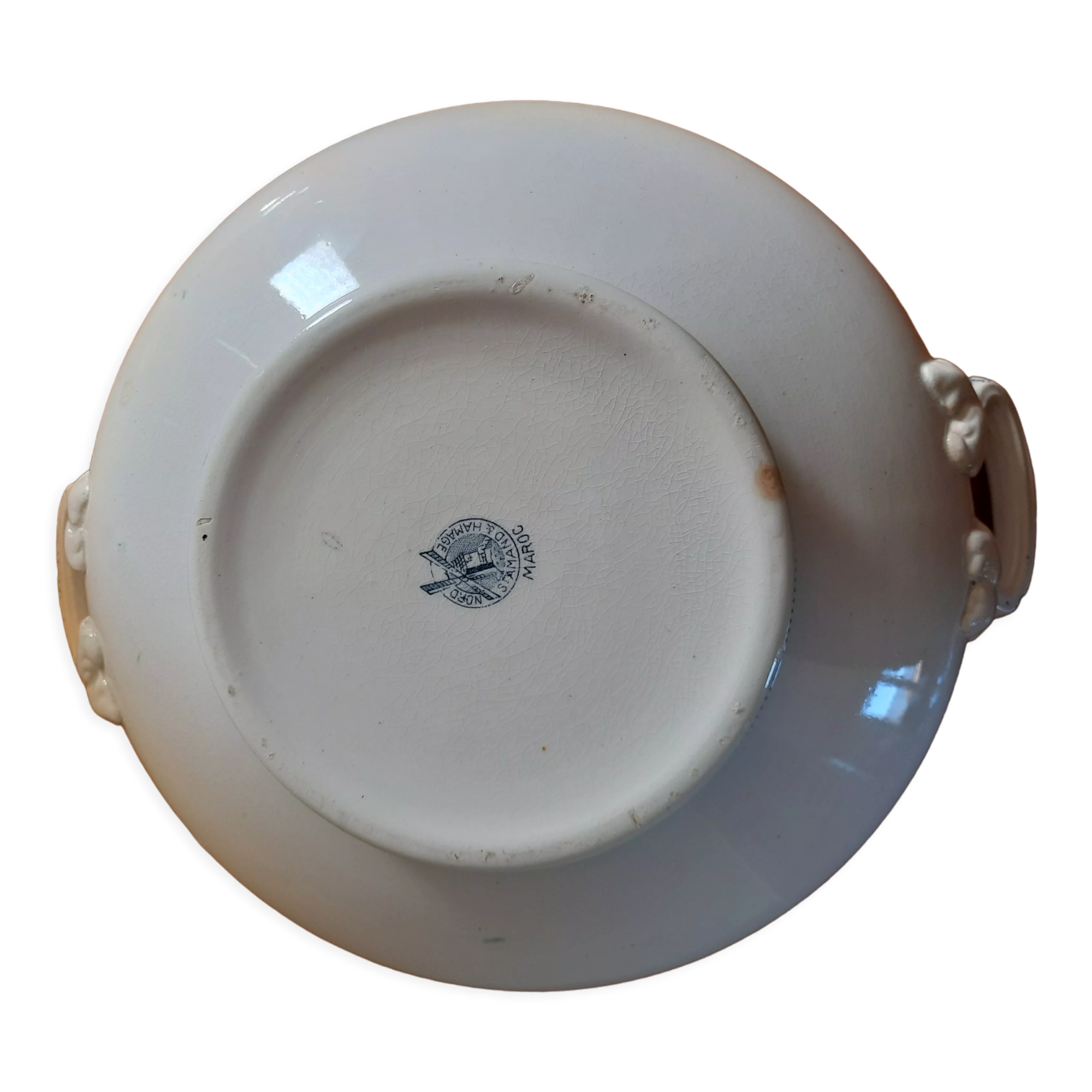 Iron earth soup tureen