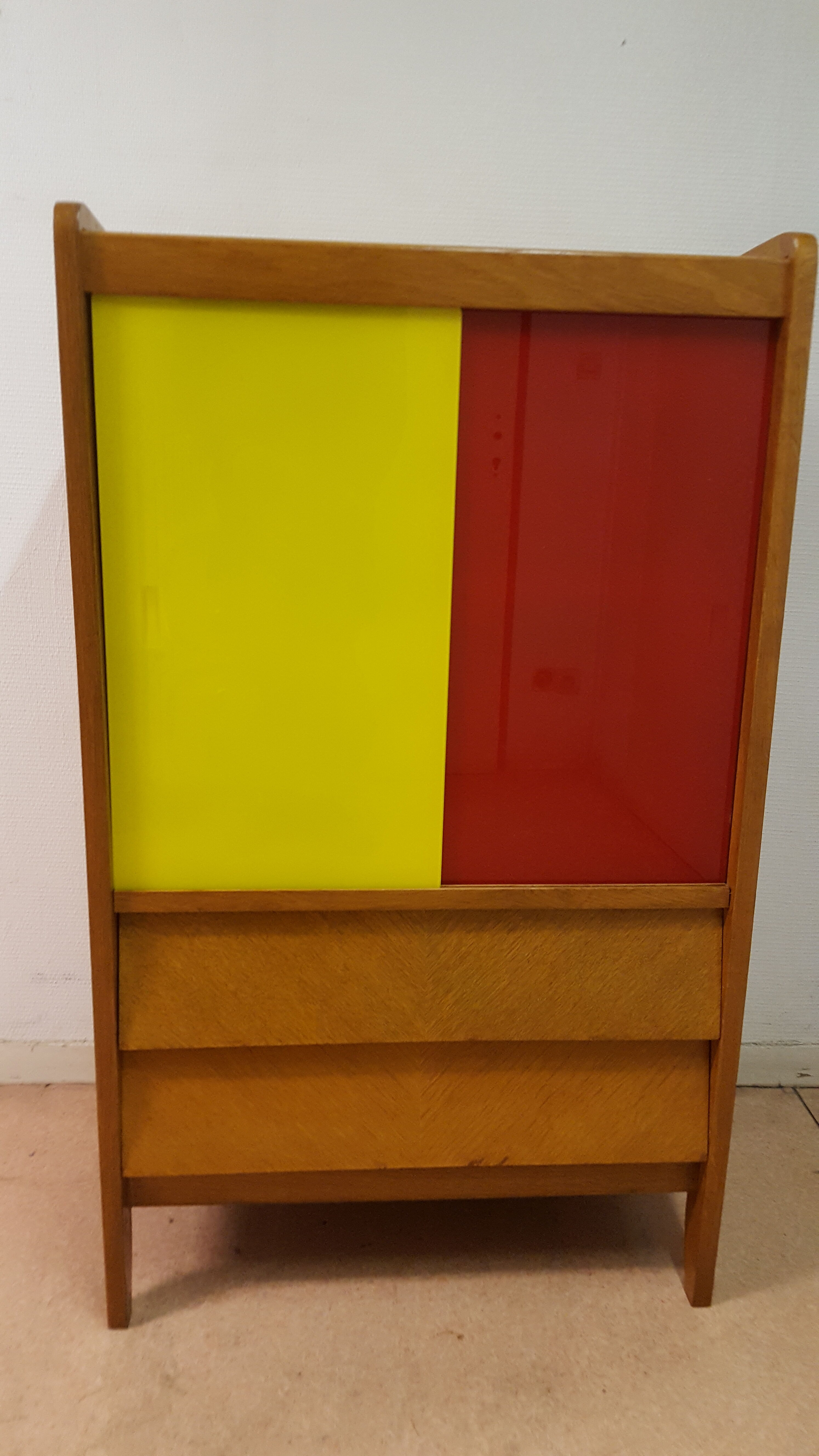 Furniture glass 60 years