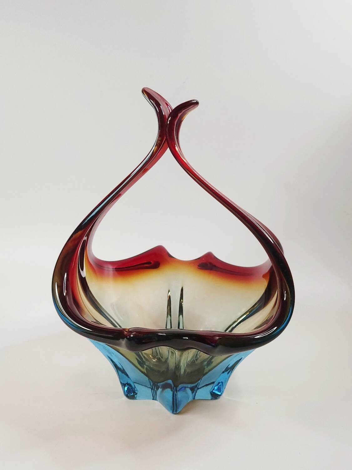 Free-form blue and burgundy crystal catchall – 1960s-70s