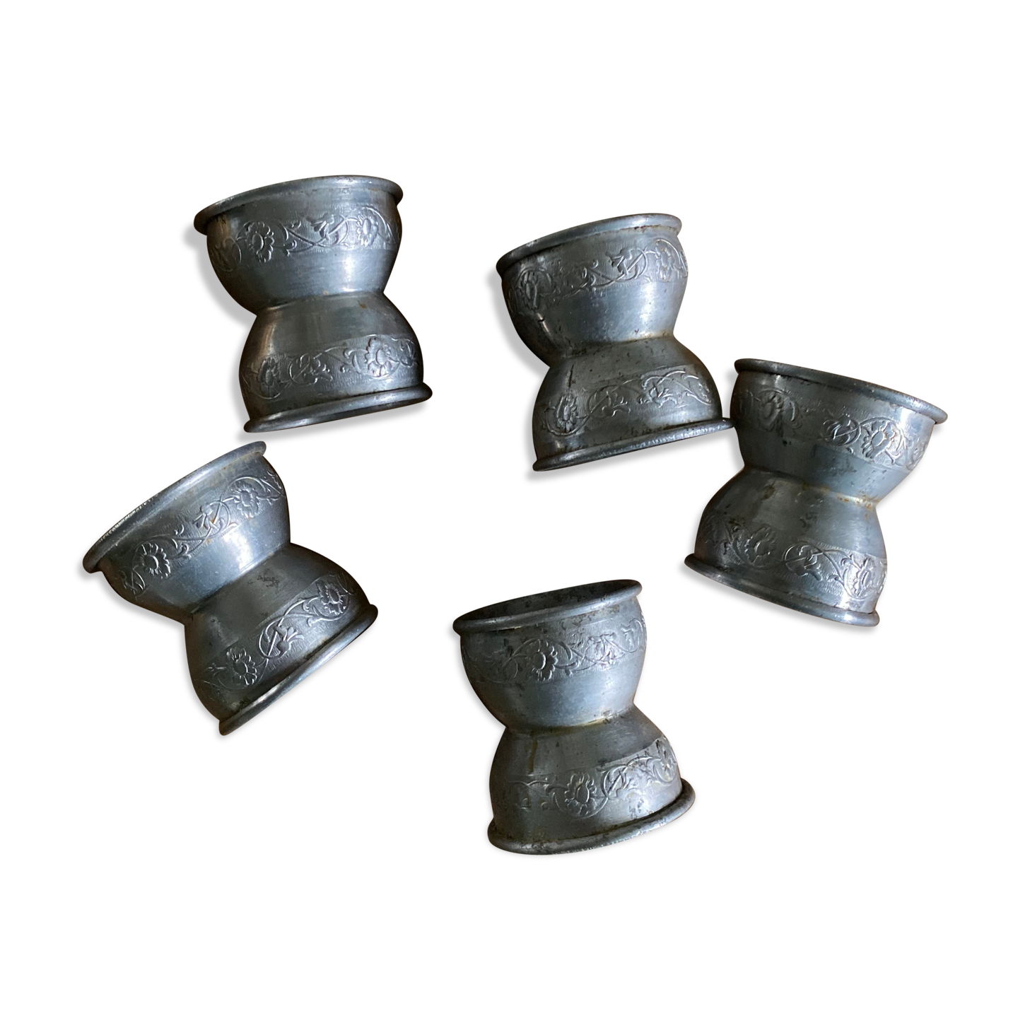 Set of 5 antique aluminum diabolos shells