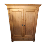 Wardrobe in solid pines