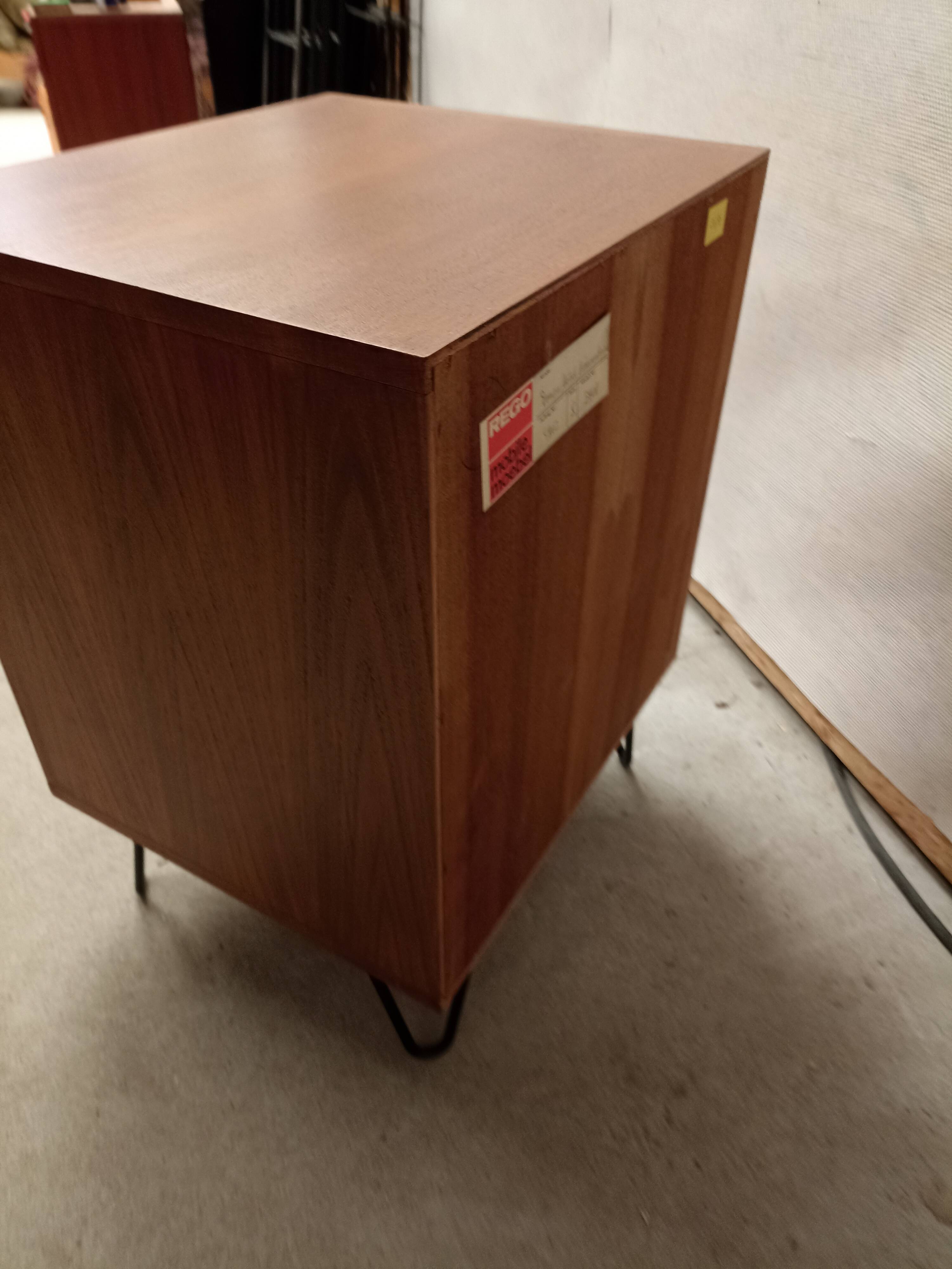 Scandinavian box drawers