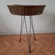 Panier corbeille sur pied années 50