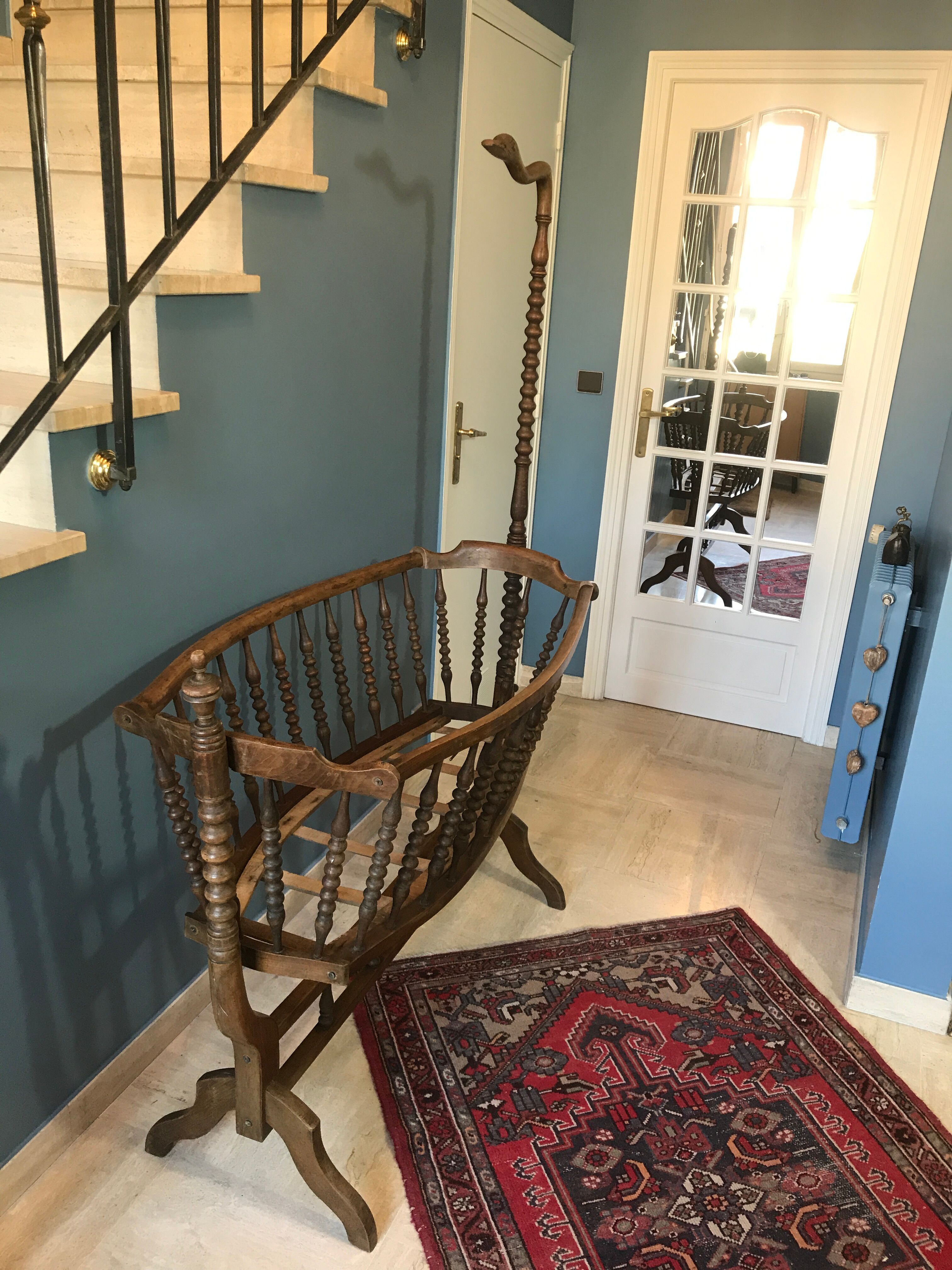 Former cradle gooseneck wooden early twentieth