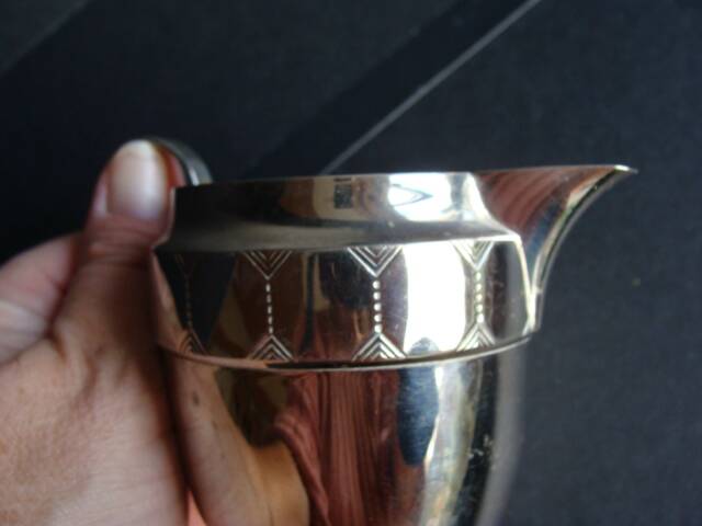 Pot à lait argenterie Art déco WMF