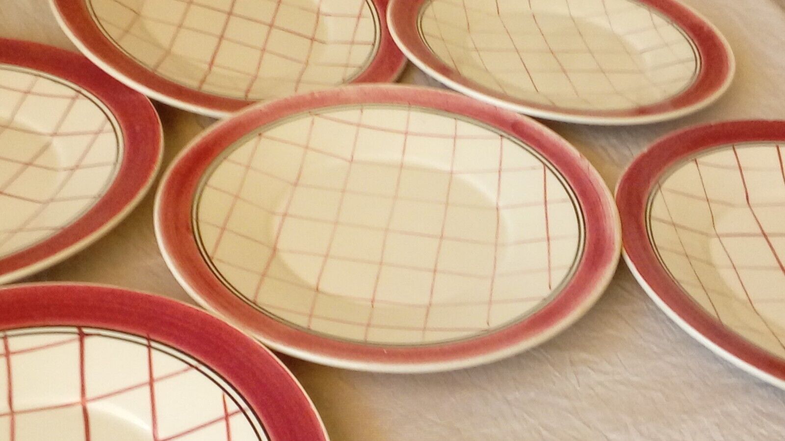 6 assiettes a dessert porcelaine opaque de gien modele michel art deco