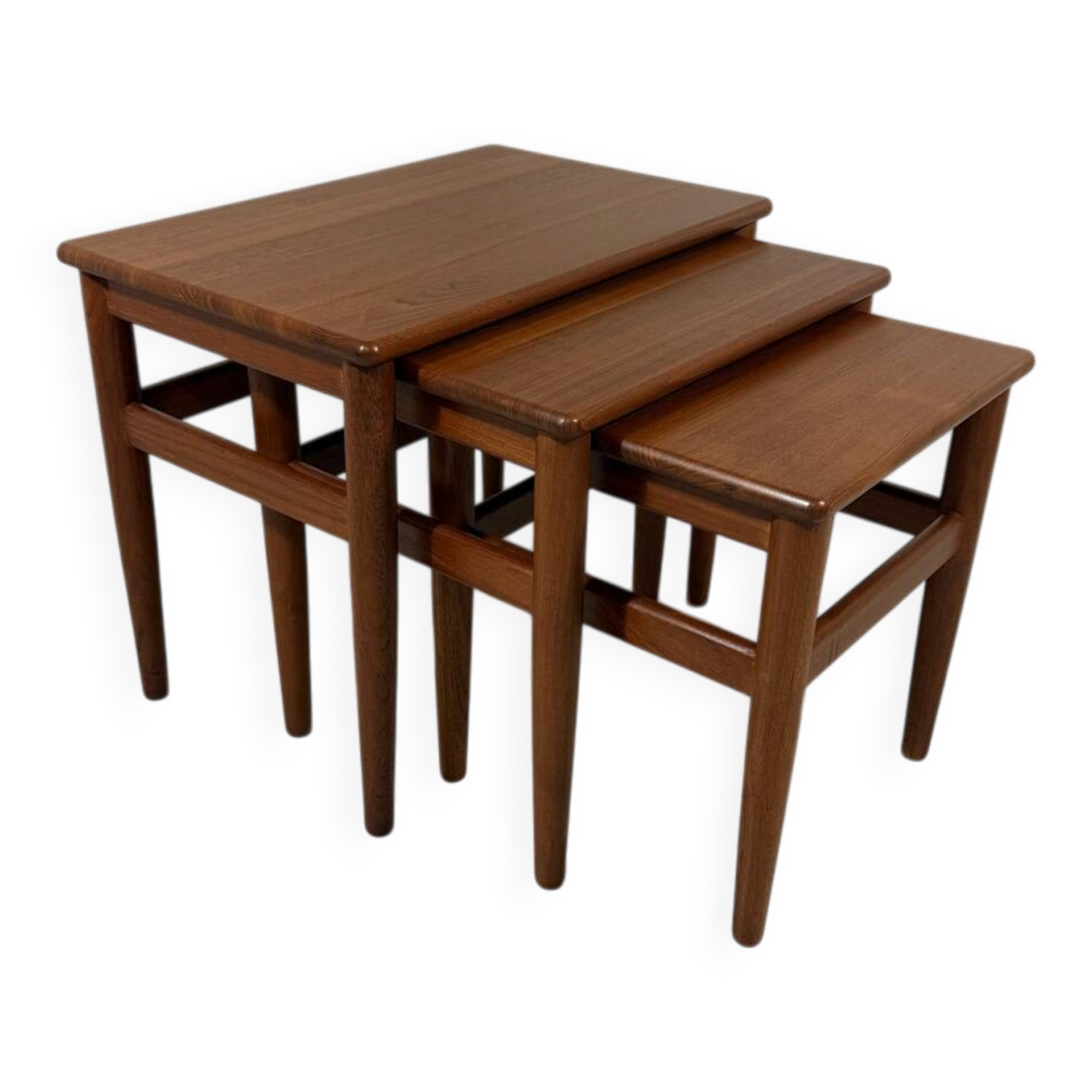 Tables gigognes en teck Danemark années 1960
