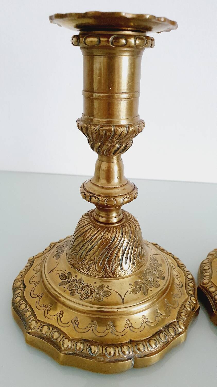 Pair of 19th century gilt bronze candlesticks - Château de Compiègne