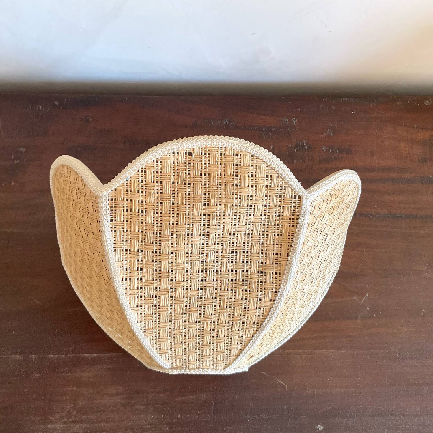 Vintage fiber wall light