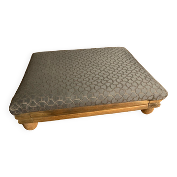 Adjustable footrest