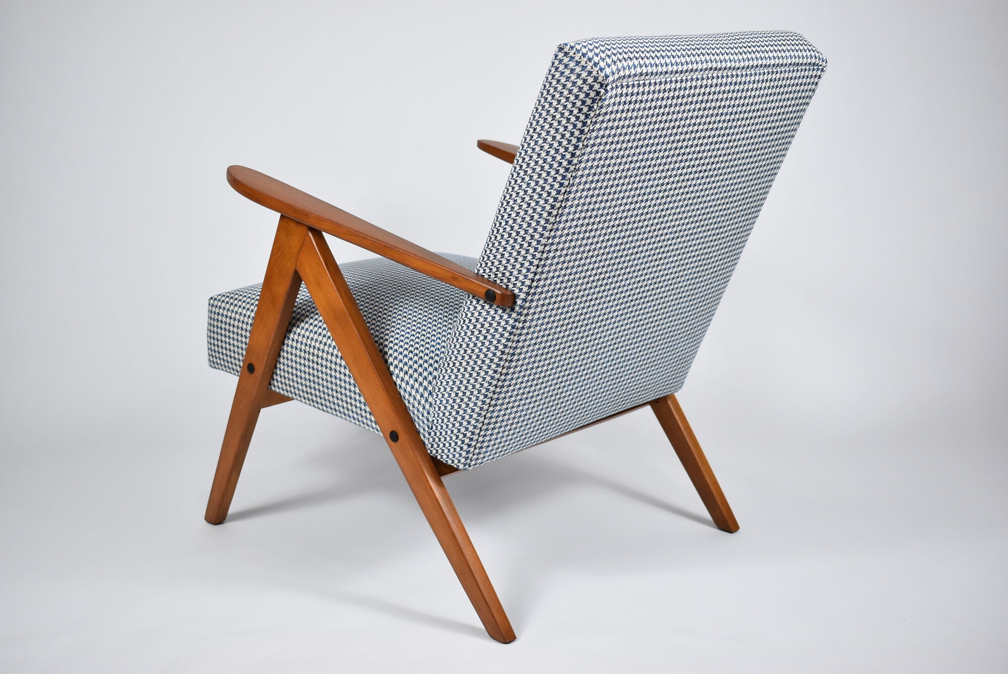 Fauteuil vintage original années 1960, totalement restauré, pied de poule