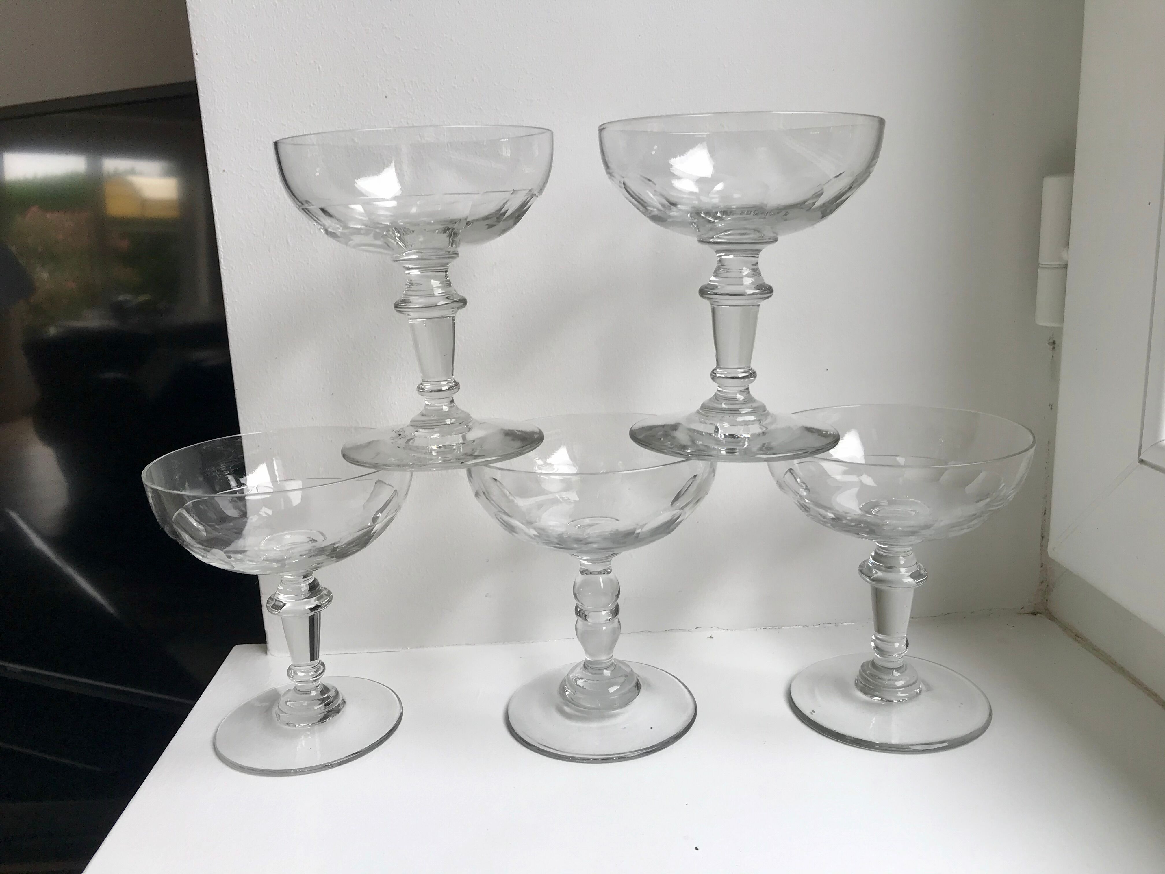 Set of 5 large crystal champagne glasses 30s-40s