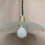 Petite suspension en verre ancienne