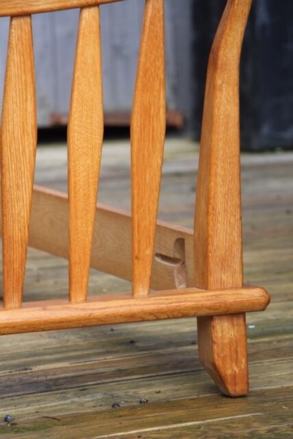 Bed of Guillerme and Chambron solid light oak France 1970