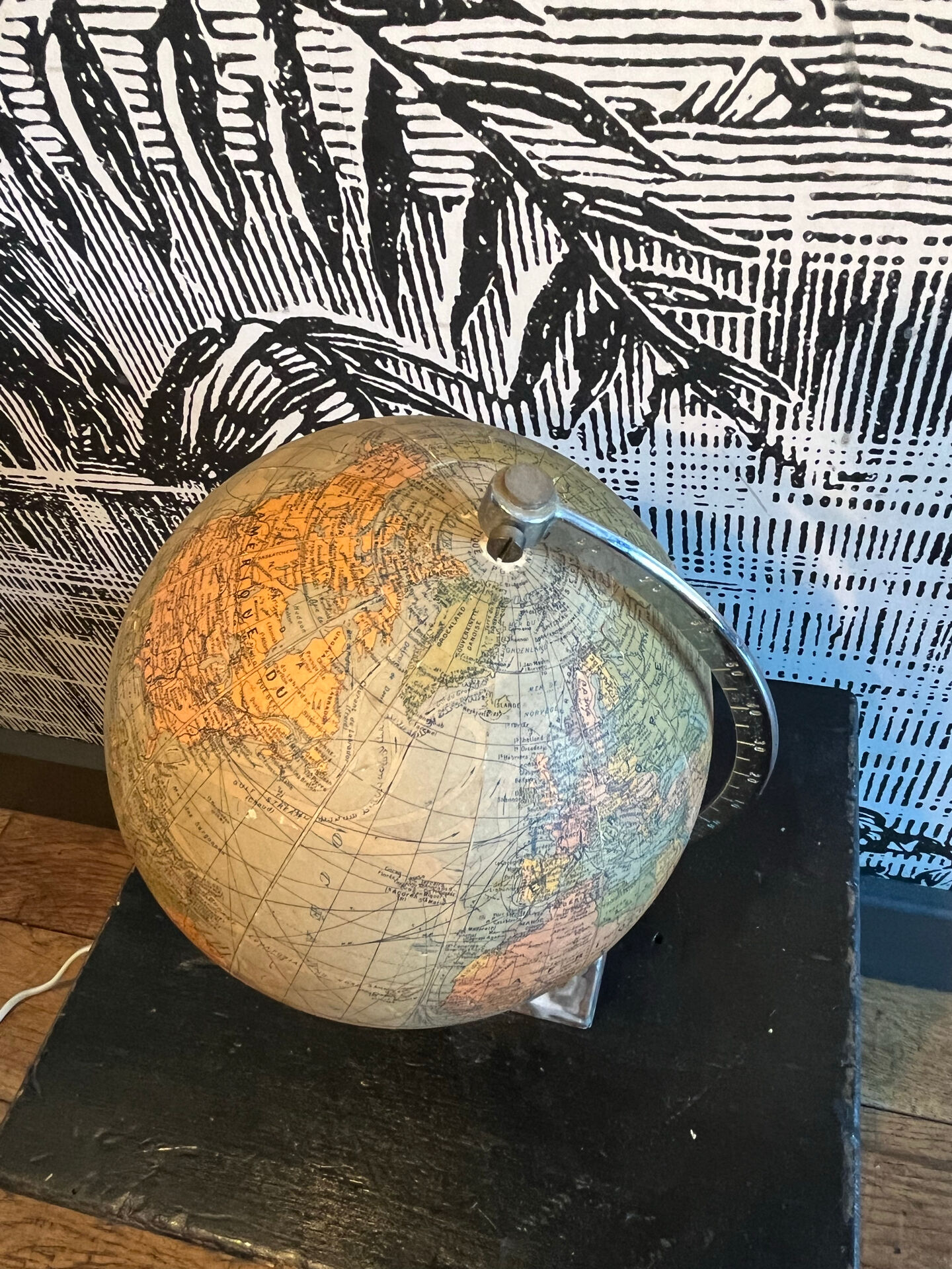 Perrina luminous globe 1950