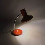 Orange casserole pose lamp