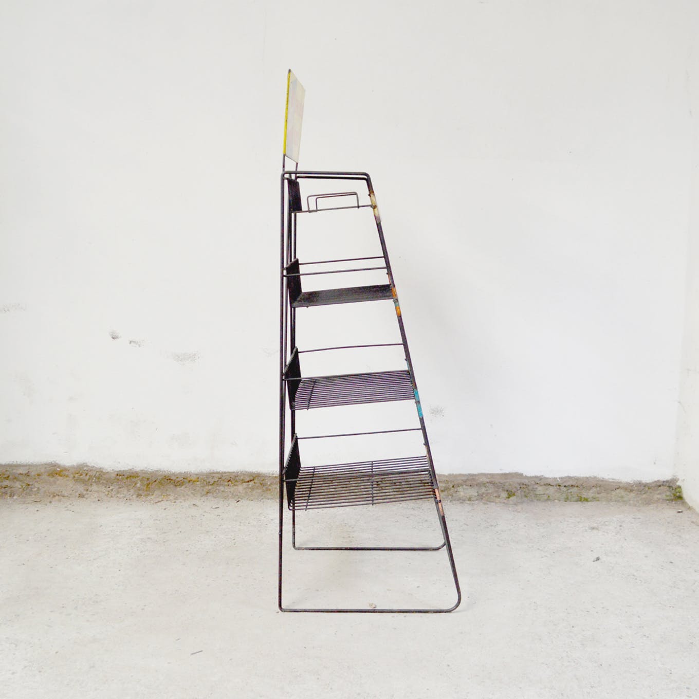 Grocery display stand