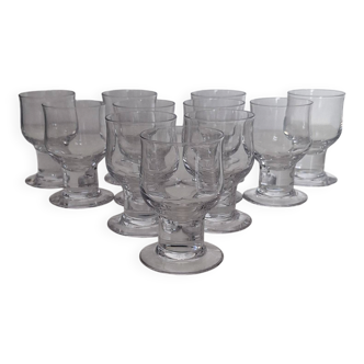 Verres à pied épais vintage