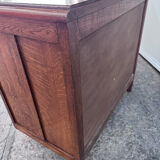 Solid oak chest of drawers