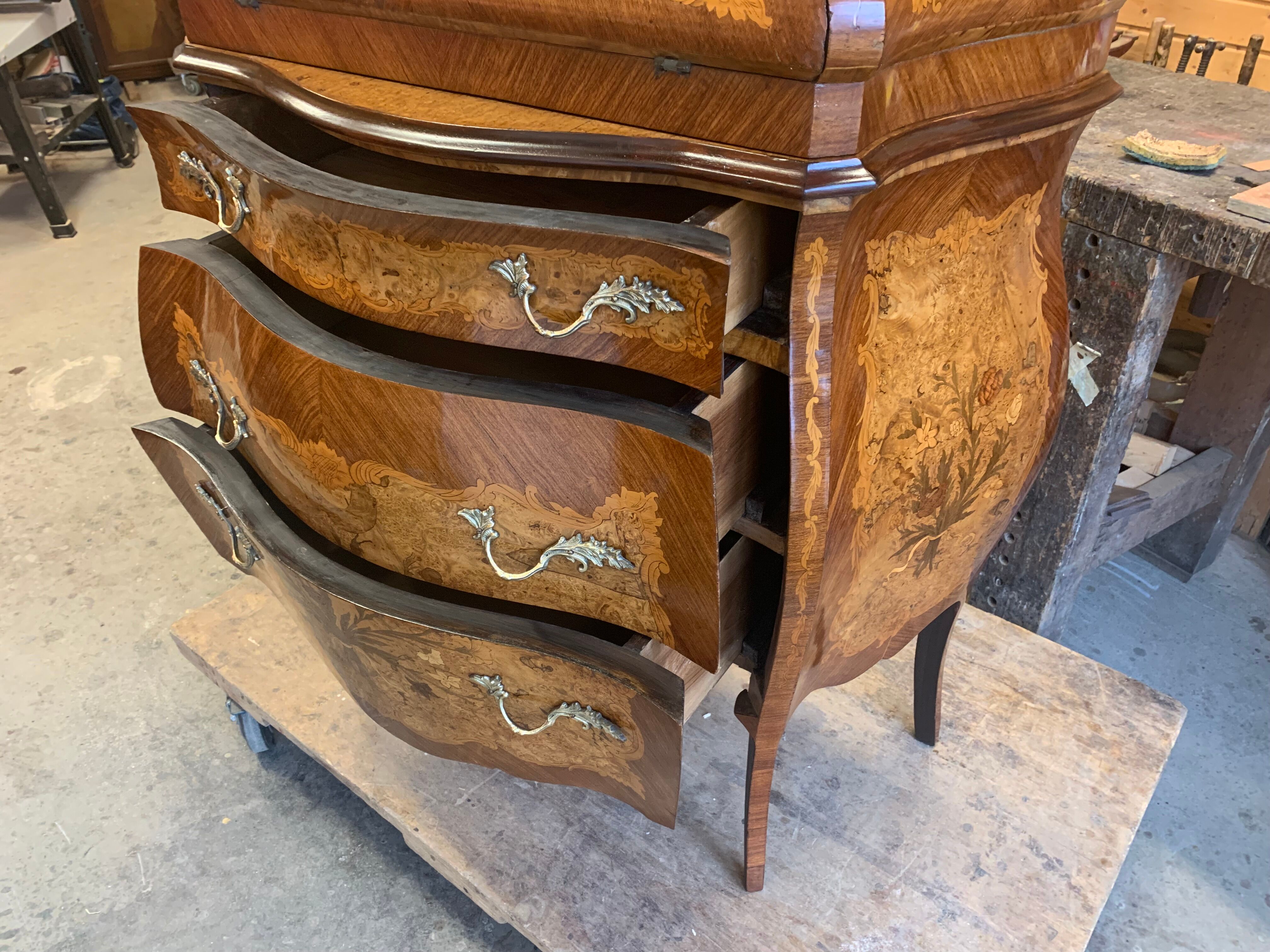 Scriban chest of drawers