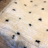 Wool pouf