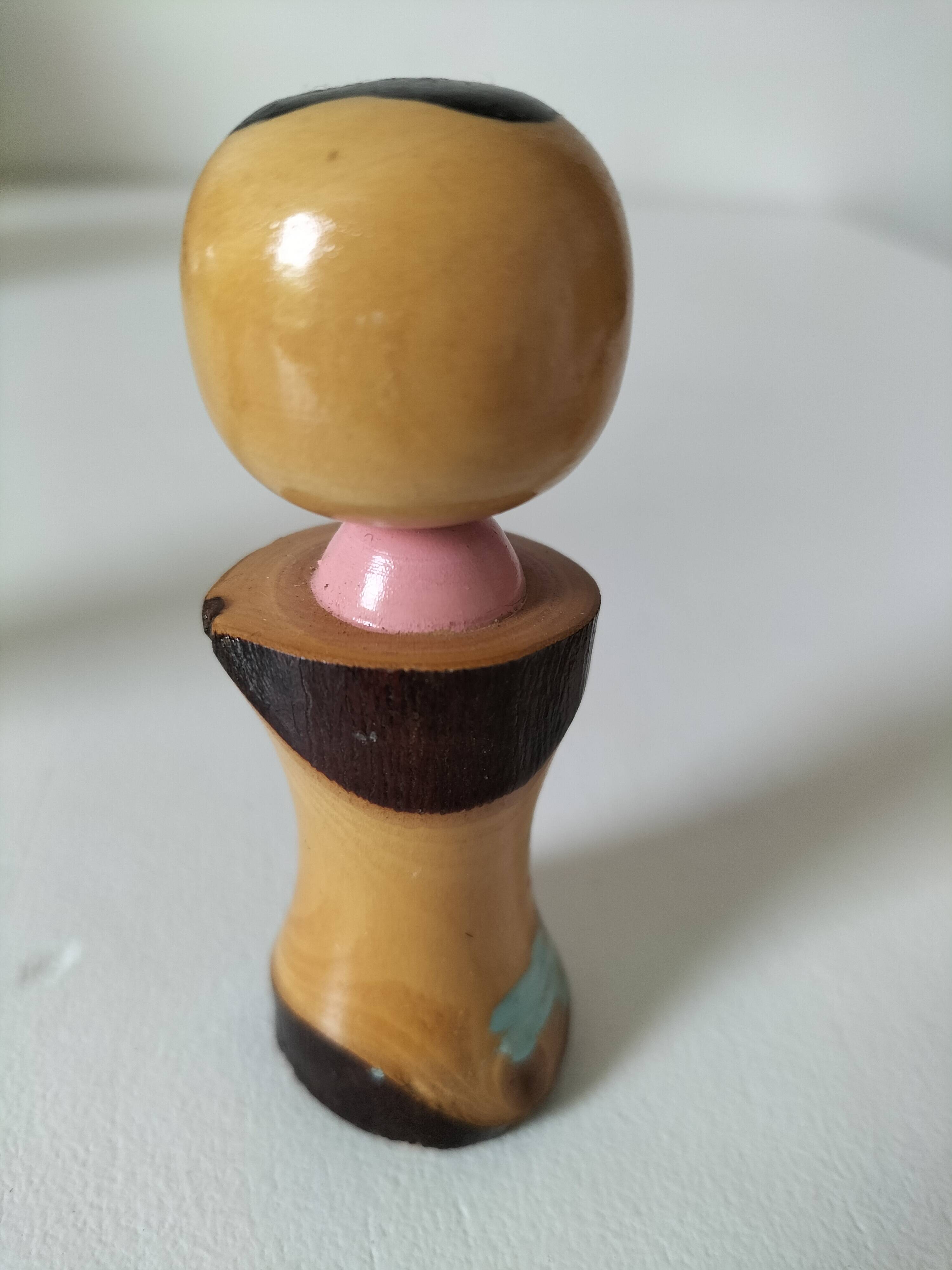 Kokeshi doll set