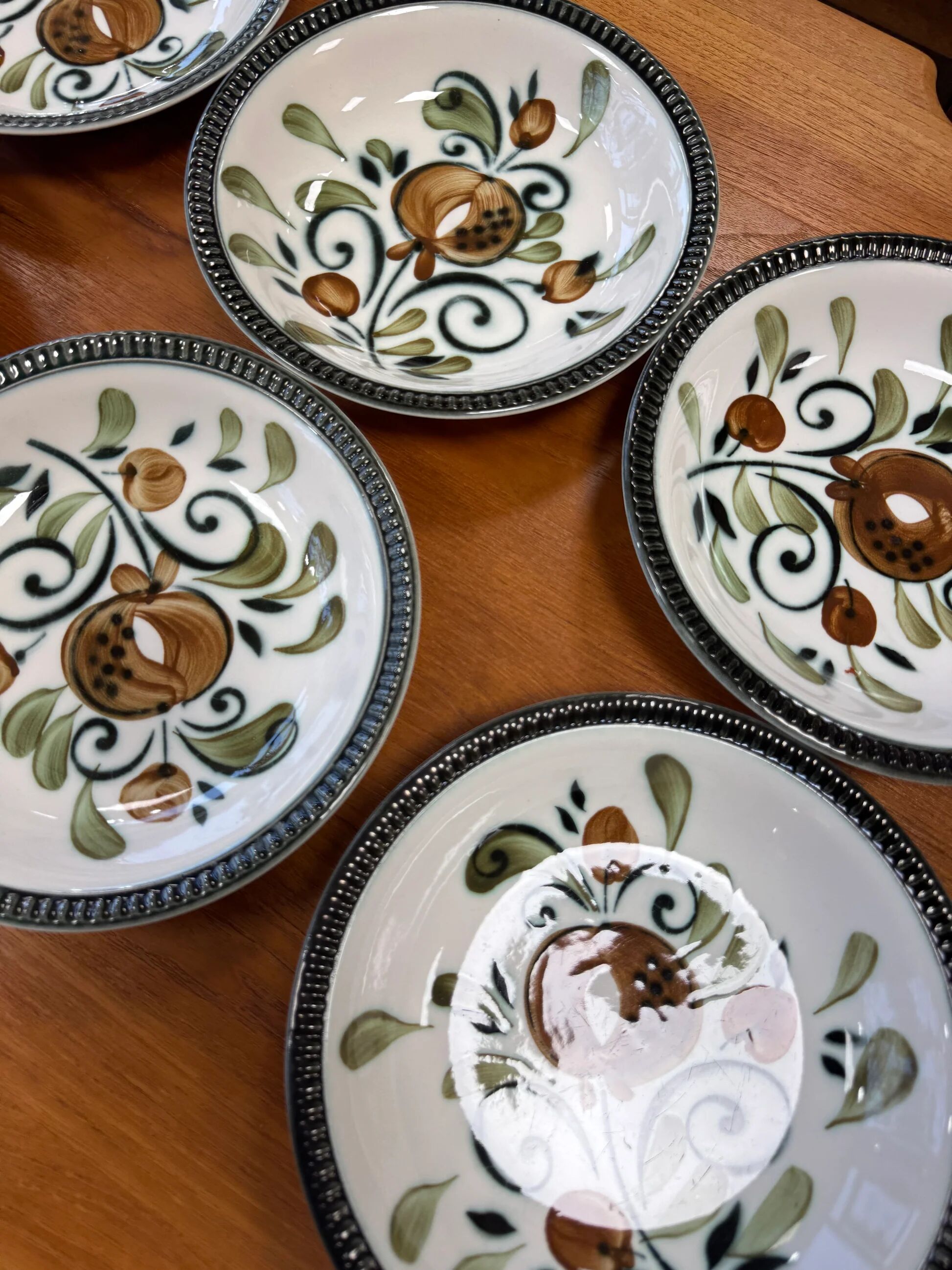 Boch La Louvière deep plates