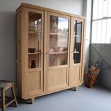 Glass-fronted dresser