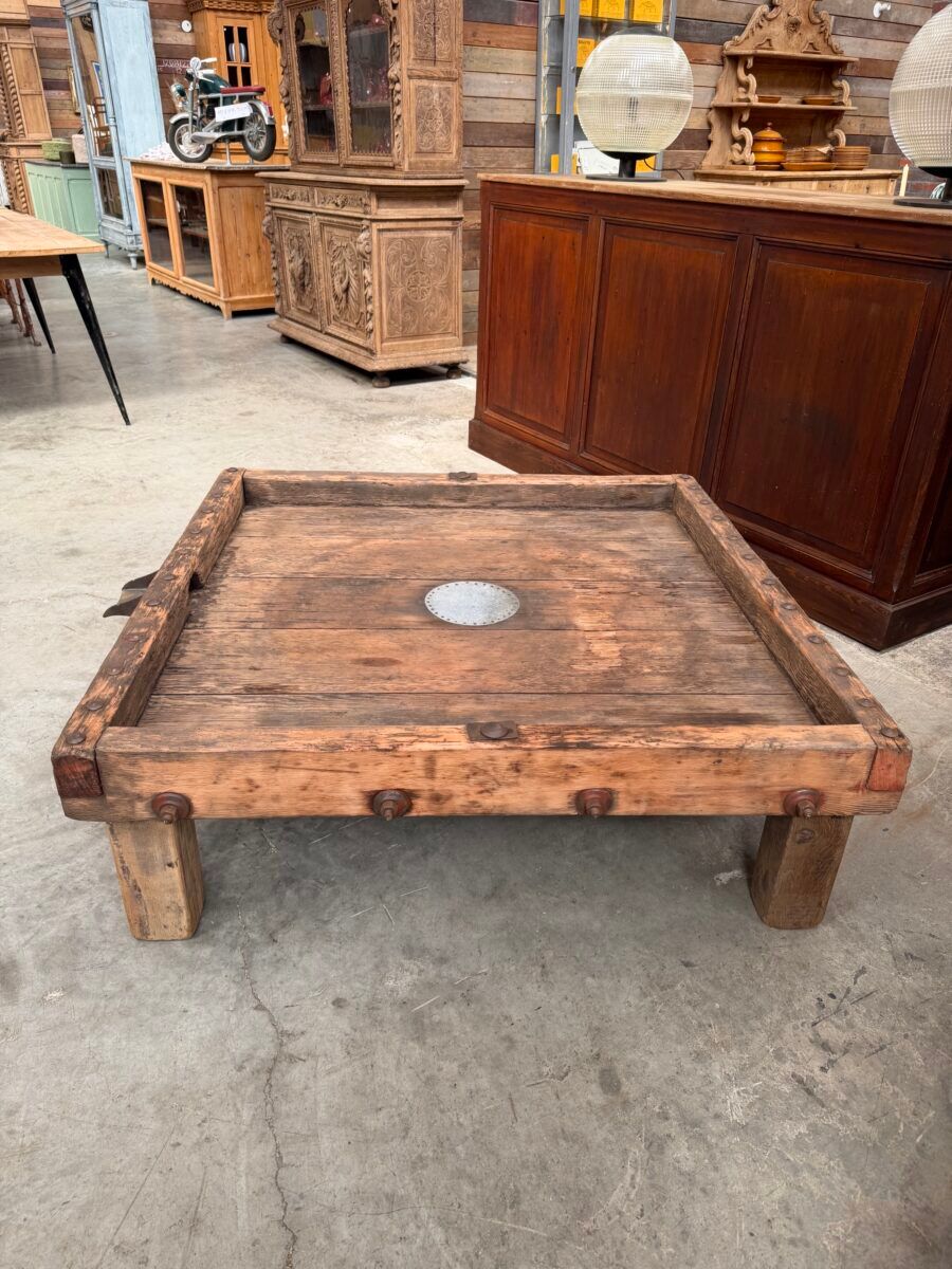 Coffee table press early 20th century