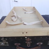 Vintage trunk suitcase
