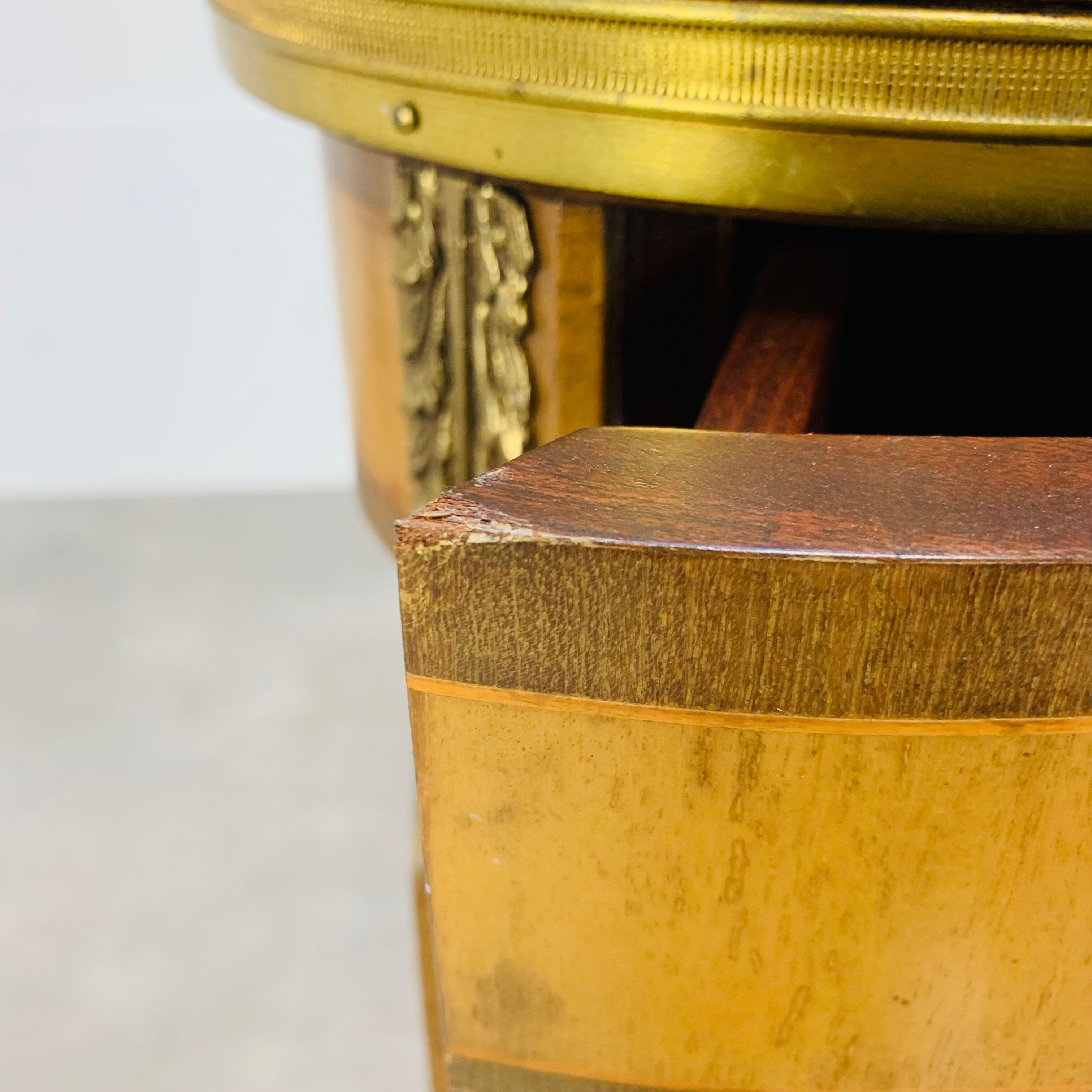 Side table pedestal table marble kidney louis XV style